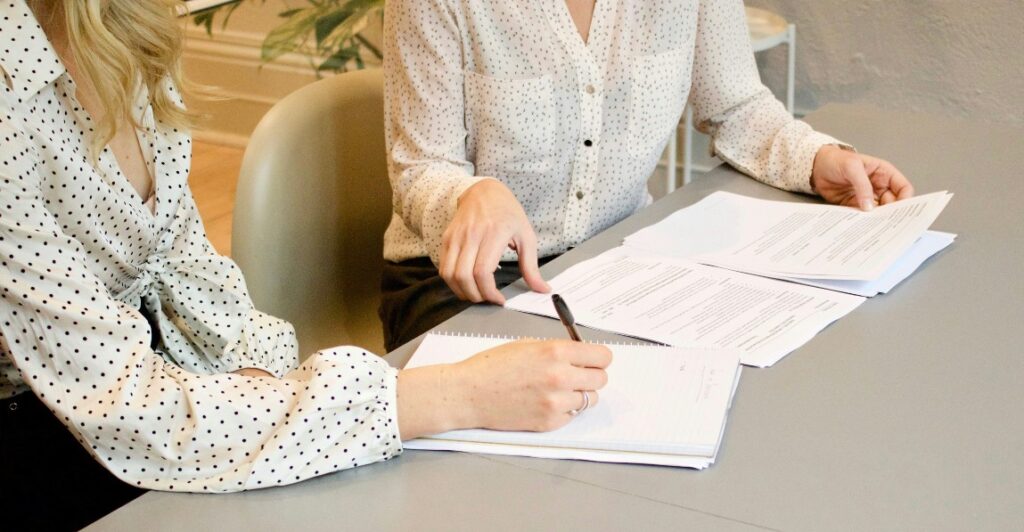 The Most Common Mistakes Women Make During the Early Stages of Divorce Part 1: Legal Advice